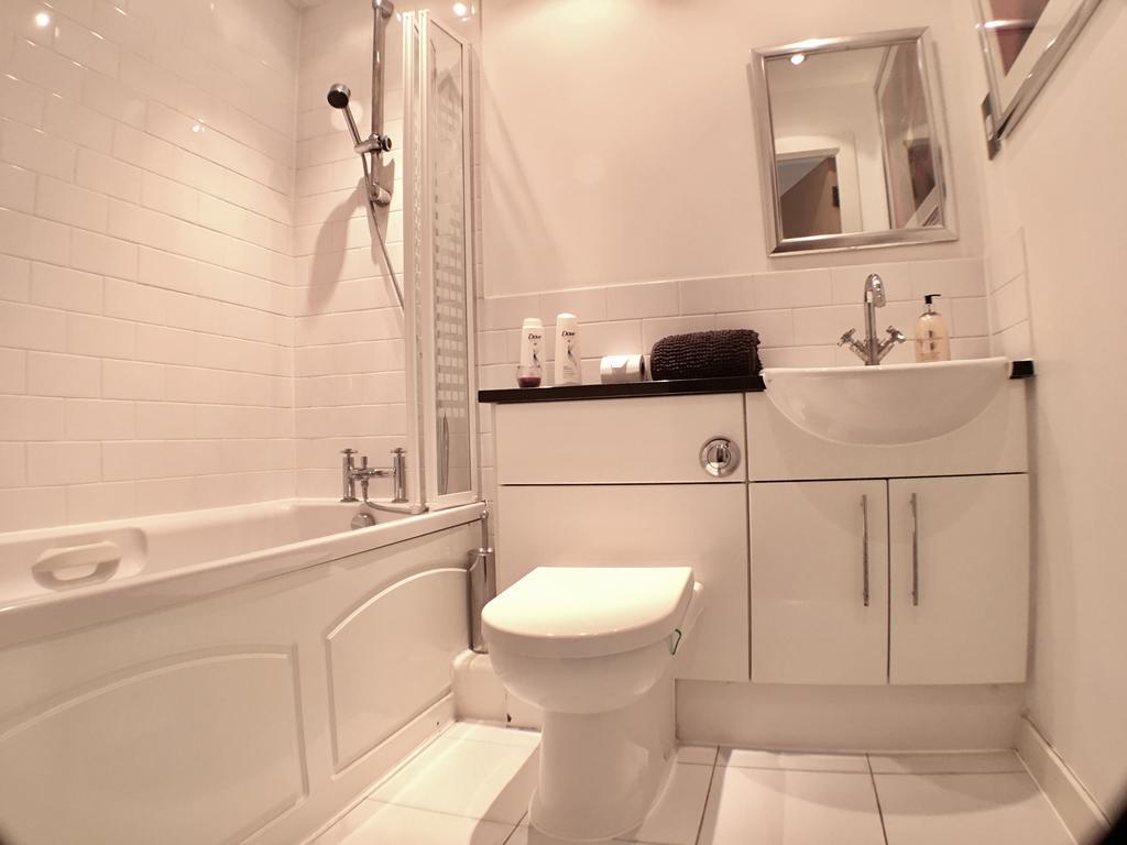 Luxurious Providence Apartment 메이든헤드 외부 사진
